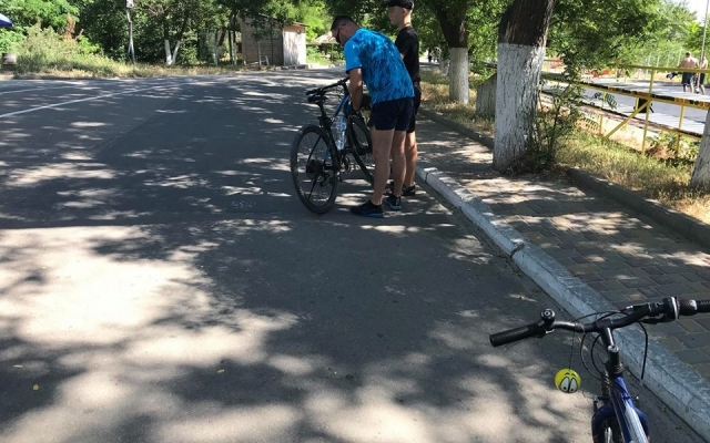 На Трассе здоровья установили лежачих полицейских (ФОТО) Фото № 1 На Трассе здоровья установили лежачих полицейских (ФОТО) Фото № 1