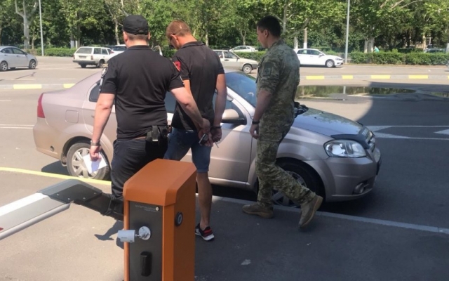 Вандал, разыскиваемый Интерполом, задержан в Одессе Фото № 0 Вандал, разыскиваемый Интерполом, задержан в Одессе Фото № 0