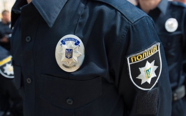 Пьяный одессит ударил полицейского в лицо Фото № 0 Пьяный одессит ударил полицейского в лицо Фото № 0