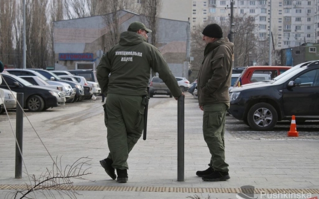 Одесским муниципалам разрешили штрафовать и эвакуировать автохамов Фото № 0 Одесским муниципалам разрешили штрафовать и эвакуировать автохамов Фото № 0