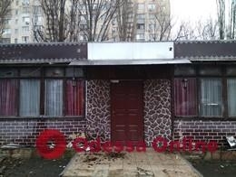 Больше 80 рекламных вывесок демонтировали в Одессе (ФОТО) Фото № 11 Больше 80 рекламных вывесок демонтировали в Одессе (ФОТО) Фото № 11