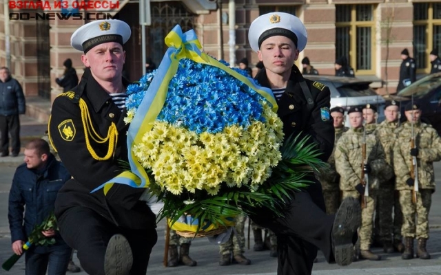 Сегодня в Одессе отметили День достоинства и свободы Фото № 5 Сегодня в Одессе отметили День достоинства и свободы Фото № 5