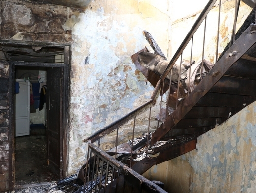 Польский спуск, 9: жильцам обгоревших квартир окажут помощь Фото № 3 Польский спуск, 9: жильцам обгоревших квартир окажут помощь Фото № 3