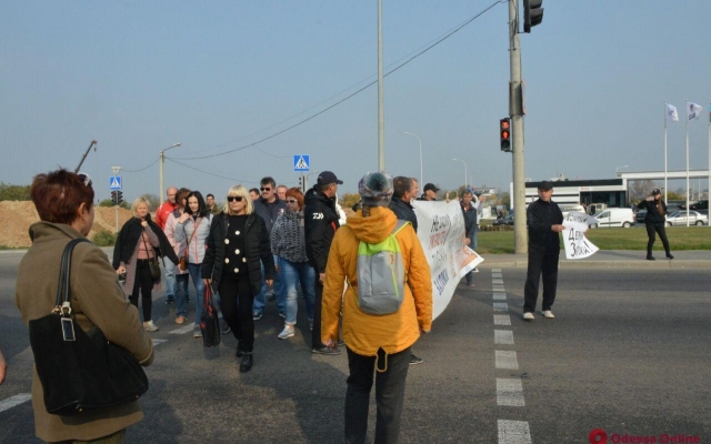 В Затоке вновь состоялась акция протеста (ФОТО) Фото № 1 В Затоке вновь состоялась акция протеста (ФОТО) Фото № 1