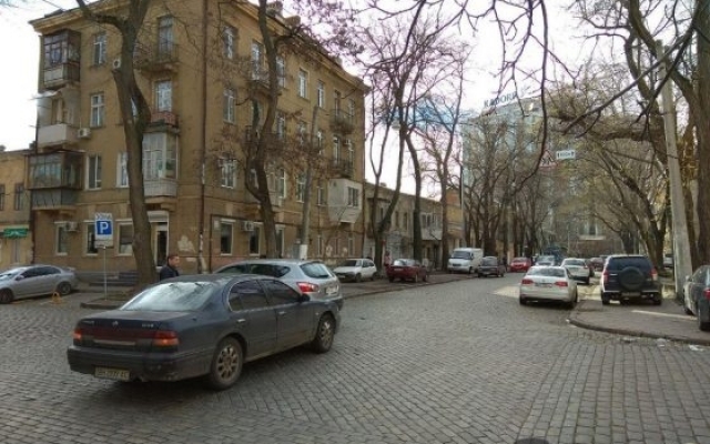 В центре Одессы ДТП: все троллейбусы стоят Фото № 1 В центре Одессы ДТП: все троллейбусы стоят Фото № 1