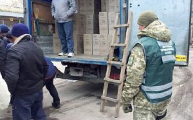 В Одессе изъяли огромную партию сигарет на три миллиона гривен Фото № 1 В Одессе изъяли огромную партию сигарет на три миллиона гривен Фото № 1