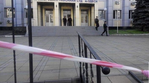 Переполох на проспекте Шевченко Фото № 0 Переполох на проспекте Шевченко Фото № 0