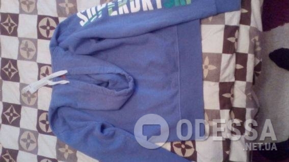 Активизировались домушники: два парня вынесли из чужой квартиры часы и 20 тысяч гривен Фото № 0 Активизировались домушники: два парня вынесли из чужой квартиры часы и 20 тысяч гривен Фото № 0
