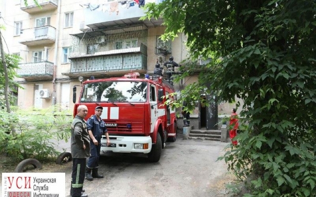 Спасатели помогли пенсионерке, которая не могла выйти из дома Фото № 2 Спасатели помогли пенсионерке, которая не могла выйти из дома Фото № 2