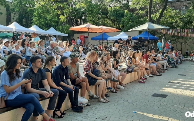 Как в Одессе прошел День Молодёжи (ФОТО) Фото № 2 Как в Одессе прошел День Молодёжи (ФОТО) Фото № 2
