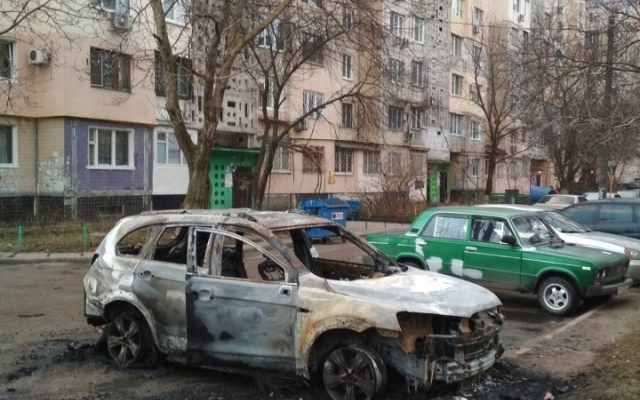 В Одессе горела очередная иномарка Фото № 0 В Одессе горела очередная иномарка Фото № 0