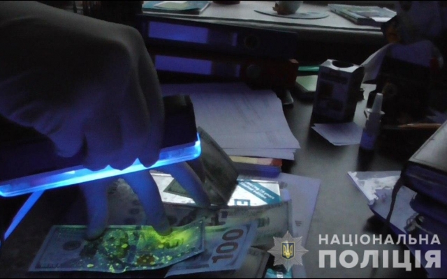 В Одессе директор крюингового агентства попалась на взятке Фото № 0 В Одессе директор крюингового агентства попалась на взятке Фото № 0