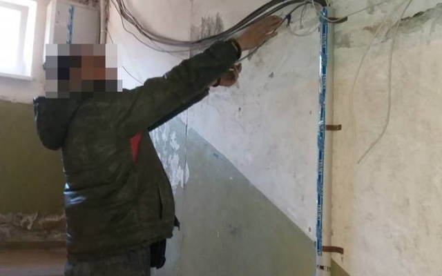 Вор кабелей попытался сбежать от одесских полицейских (ФОТО) Фото № 1 Вор кабелей попытался сбежать от одесских полицейских (ФОТО) Фото № 1