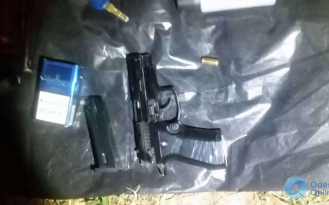 В Одессе задержали вооруженного В Одессе задержали вооруженного