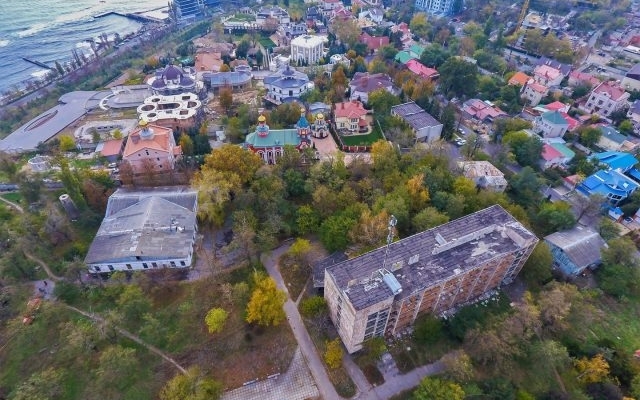 Как выглядит сгоревшее здание санатория «Красные зори» с высоты птичьего полёта Фото № 0 Как выглядит сгоревшее здание санатория «Красные зори» с высоты птичьего полёта Фото № 0