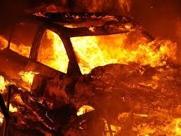 В Одессе сожгли внедорожник однопартийца Труханова Фото № 0 В Одессе сожгли внедорожник однопартийца Труханова Фото № 0