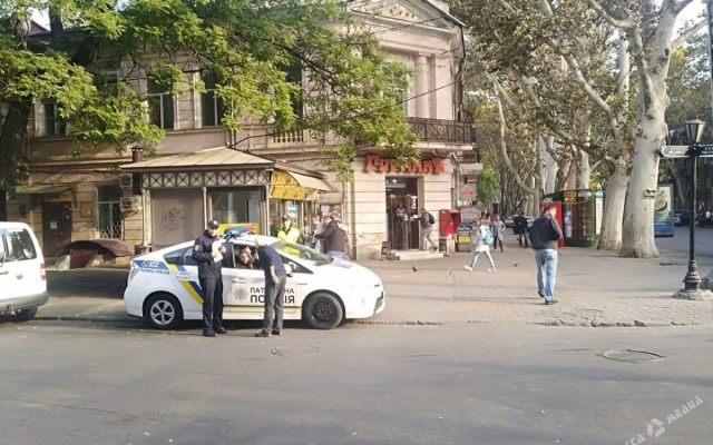 На Базарной столкнулись два автомобиля Фото № 0 На Базарной столкнулись два автомобиля Фото № 0
