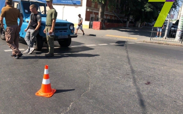 Житель соседней области угодил в ДТП возле одесского ж/д вокзала Фото № 0 Житель соседней области угодил в ДТП возле одесского ж/д вокзала Фото № 0