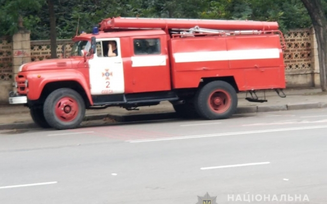 Под автомобилем на Фонтанской дороге нашли взрывчатку (ФОТО) Фото № 0 Под автомобилем на Фонтанской дороге нашли взрывчатку (ФОТО) Фото № 0