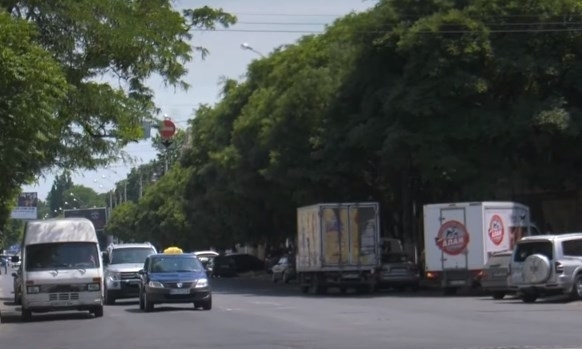 На Молдаванке временно перекрыли движение транспорта до 1 сентября Фото № 3 На Молдаванке временно перекрыли движение транспорта до 1 сентября Фото № 3