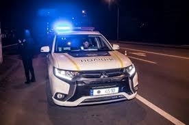 Сдали нервы: патрульные по горячим следам задержали вора на Молдованке Фото № 0 Сдали нервы: патрульные по горячим следам задержали вора на Молдованке Фото № 0