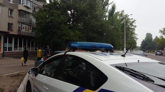 В Одессе попытались совершить рейдерский захват магазина Фото № 2 В Одессе попытались совершить рейдерский захват магазина Фото № 2