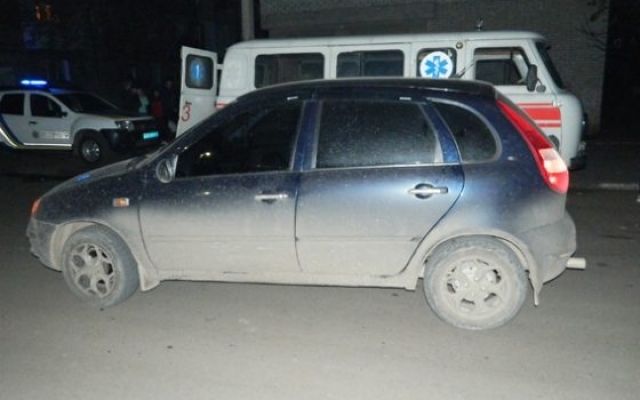 Под колёсами легкового автомобиля оказалась пожилая женщина Фото № 3 Под колёсами легкового автомобиля оказалась пожилая женщина Фото № 3