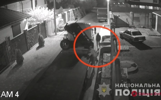 Полиция задержала автомобильных воров Фото № 0 Полиция задержала автомобильных воров Фото № 0
