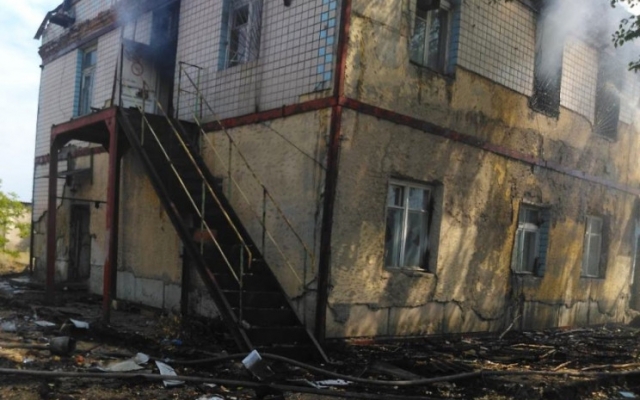Возле Черноморского порта горело заброшенное здание Фото № 0 Возле Черноморского порта горело заброшенное здание Фото № 0