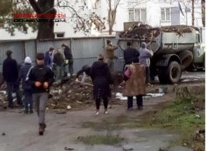 Одесситы убирают мусор своими силами Фото № 0 Одесситы убирают мусор своими силами Фото № 0