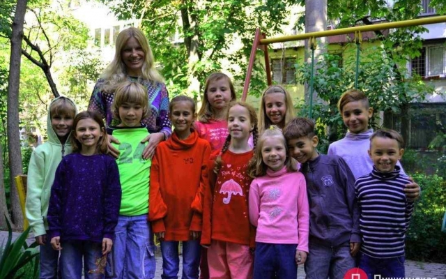 «Чтобы взять ребенка из приюта — надо пройти семь кругов ада»: история одесситки Ольги Подусовой и ее 11 приемных детей Фото № 0 «Чтобы взять ребенка из приюта — надо пройти семь кругов ада»: история одесситки Ольги Подусовой и ее 11 приемных детей Фото № 0