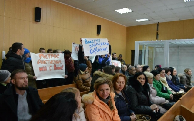 Адвокаты не смогли помочь Саркисяну Фото № 4 Адвокаты не смогли помочь Саркисяну Фото № 4