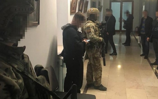 СБУ провела обыски в Одесском аэропорту Фото № 1 СБУ провела обыски в Одесском аэропорту Фото № 1