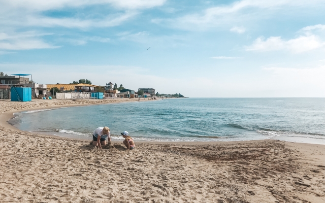 Пляжи Затоки постепенно уходят под воду Фото № 6 Пляжи Затоки постепенно уходят под воду Фото № 6