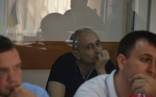 В Одессе суд отпустил домой киллера и похитителя людей (ФОТО) Фото № 4 В Одессе суд отпустил домой киллера и похитителя людей (ФОТО) Фото № 4