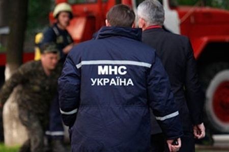 В Одессе из окна третьего этажа выпала пожилая женщина Фото № 0 В Одессе из окна третьего этажа выпала пожилая женщина Фото № 0
