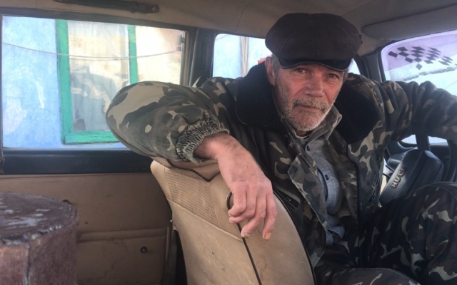 Житель Одесской области отапливает автомобиль буржуйкой Фото № 1 Житель Одесской области отапливает автомобиль буржуйкой Фото № 1