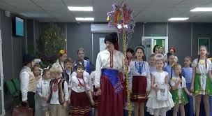 Чтобы помочь девочке с онкологией, одесситы устроили Рождественский флешмоб Фото № 0 Чтобы помочь девочке с онкологией, одесситы устроили Рождественский флешмоб Фото № 0