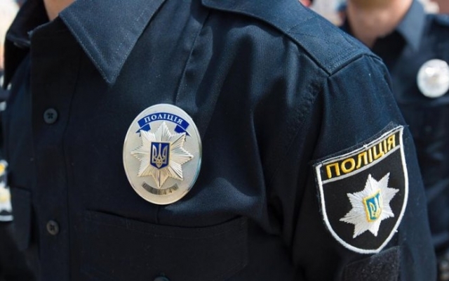 В Одессе пьяный мужчина избил агитатора Фото № 0 В Одессе пьяный мужчина избил агитатора Фото № 0