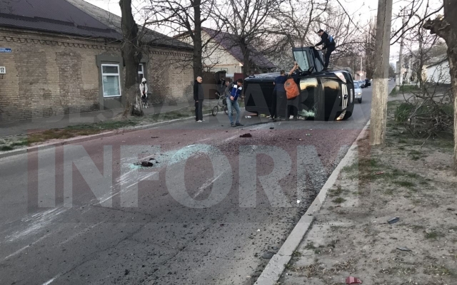 В Измаиле произошло два ДТП: пострадало 7 человек (ФОТО) Фото № 12 В Измаиле произошло два ДТП: пострадало 7 человек (ФОТО) Фото № 12