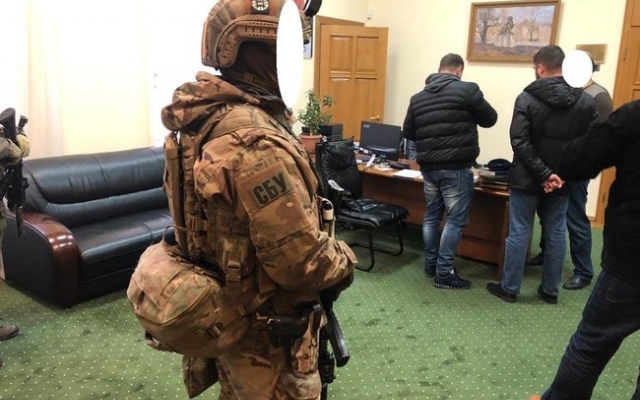 СБУ и Генпрокуратура проводят обыски в Одесском морском порту и АМПУ Фото № 2 СБУ и Генпрокуратура проводят обыски в Одесском морском порту и АМПУ Фото № 2