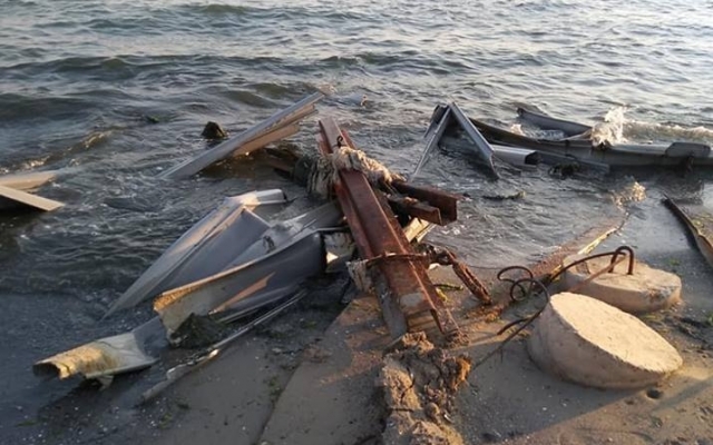 Груды покорёженного металла и пластика: одесситка о заброшенной стройке Фото № 9 Груды покорёженного металла и пластика: одесситка о заброшенной стройке Фото № 9