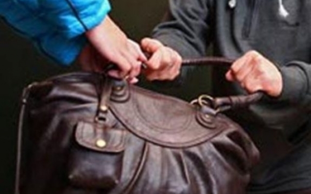 На Одесчине женщину ограбил приезжий из соседнего региона Фото № 0 На Одесчине женщину ограбил приезжий из соседнего региона Фото № 0