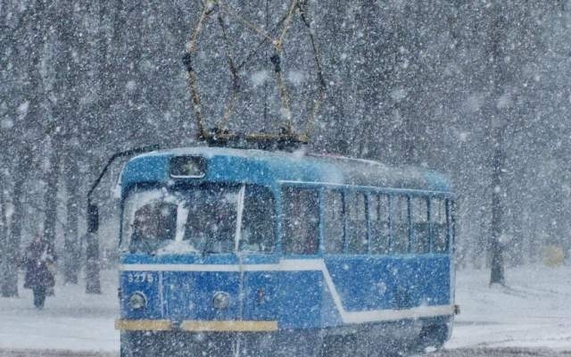 Штормовое предупреждение: ветер усилится практически до 30 м/с Фото № 0 Штормовое предупреждение: ветер усилится практически до 30 м/с Фото № 0