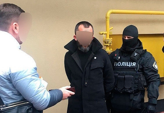 На Гагаринском плато сообщники «вора в законе» расстреляли авто, пострадали двое мужчин Фото № 1 На Гагаринском плато сообщники «вора в законе» расстреляли авто, пострадали двое мужчин Фото № 1