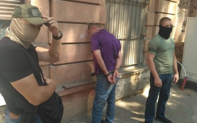 В Одессе был разоблачён нелегальный сбыт огнестрельного оружия и боеприпасов (ФОТО) Фото № 2 В Одессе был разоблачён нелегальный сбыт огнестрельного оружия и боеприпасов (ФОТО) Фото № 2
