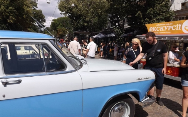 В Одессе проходит четвёртая выставка BikeCarsRock'n'Roll Фото № 15 В Одессе проходит четвёртая выставка BikeCarsRock'n'Roll Фото № 15