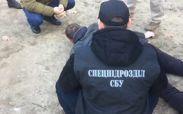 На Одесщине пресекли продажу боевого оружия Фото № 1 На Одесщине пресекли продажу боевого оружия Фото № 1