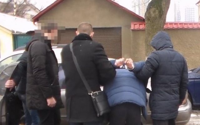 В Киевском районе Одессы ограбили квартиру Фото № 0 В Киевском районе Одессы ограбили квартиру Фото № 0