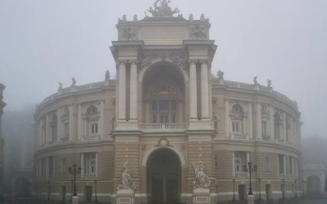 Сегодня в Одессе объявлено штормовое предупреждение Фото № 0 Сегодня в Одессе объявлено штормовое предупреждение Фото № 0